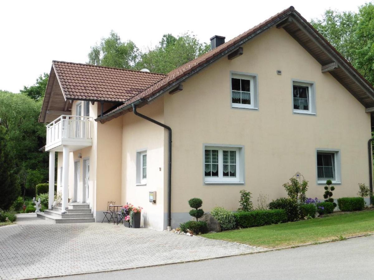 Ferienwohnung Pietzavka Wiesenfelden Exterior foto